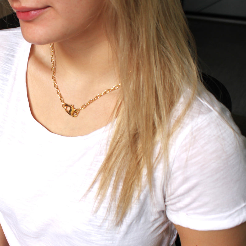 Poema Gold Charm Holder Necklace