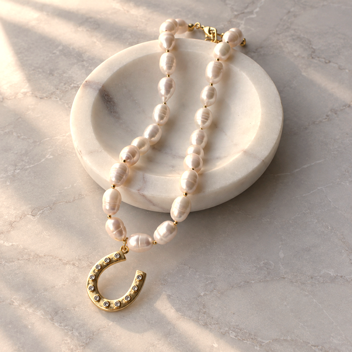 Horseshoe & Pearl Beaded Necklace