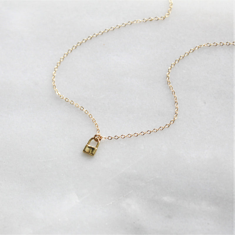 Sterling Silver Lock Necklace / Dainty Padlock Necklace / Love 