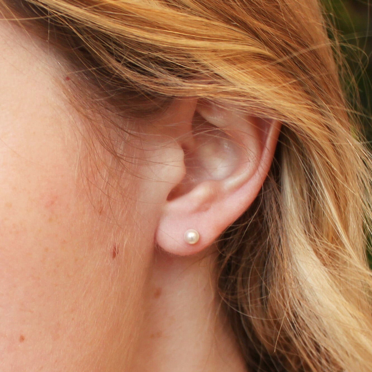 Aubrey Tiny Pearl Studs
